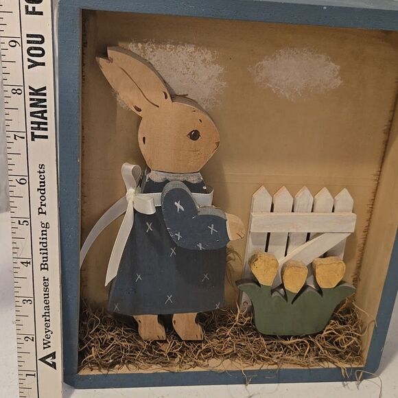 Vtg shadow box or diorama featuring an Easter or spring theme. - Picture 1 of 10